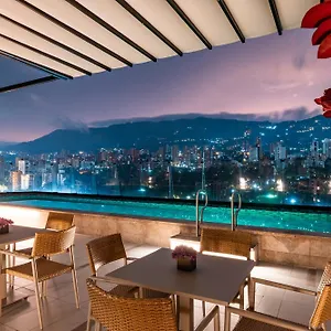 https://york-luxury-suites.colombiamedellinhotels.com